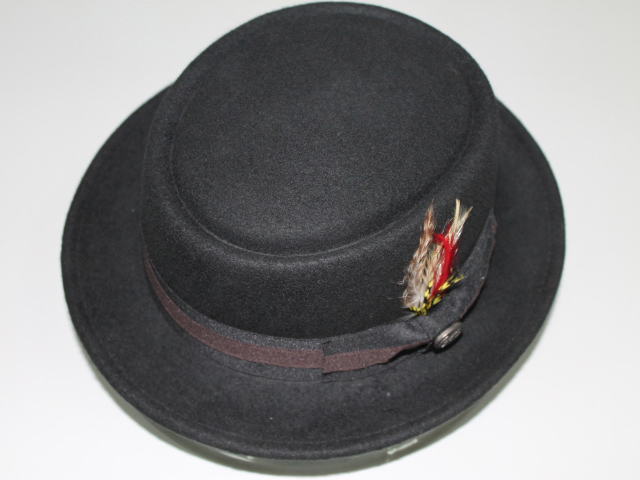  名称:	男士毡帽
编号:	G12695B01